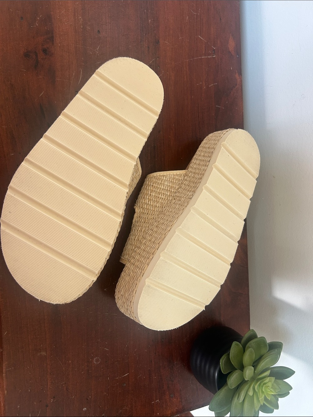Hey Girl by Corkys - Woven Double-Buckle Platform sandals in Natural Tan size 7 - Picture 4 of 4